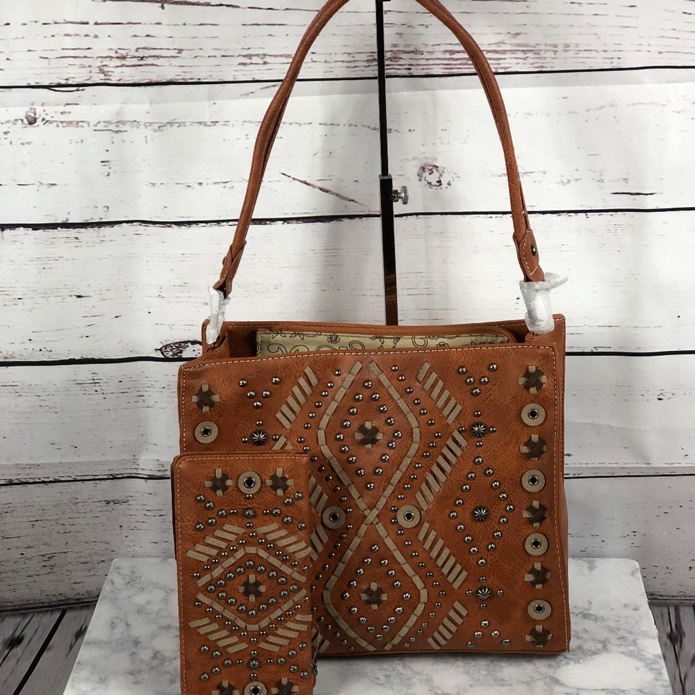 Montana West Aztec Collection Concealed Carry Hobo - Picture 1 of 6